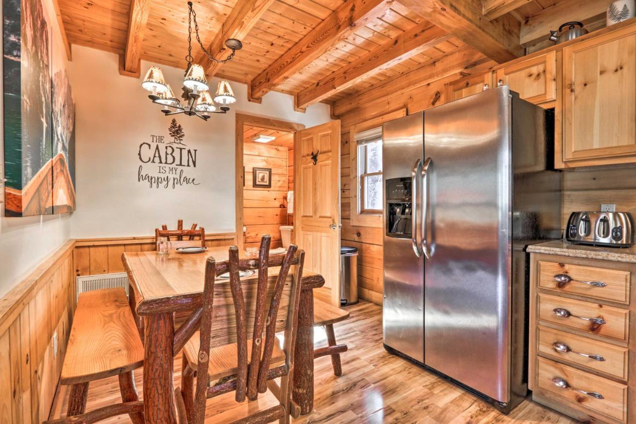 Cozy Cabin With Hot Tub In The Heart Of Pigeon Forge Villa ภายนอก รูปภาพ