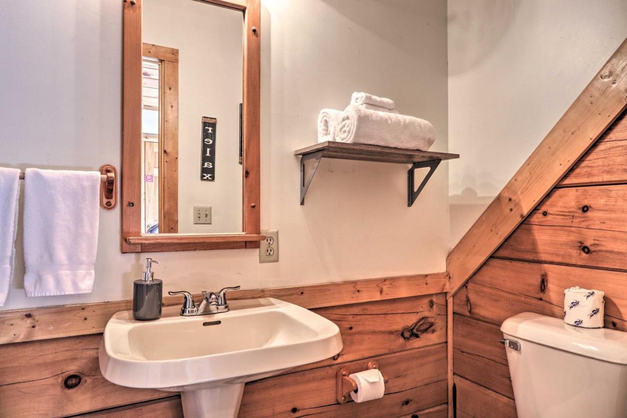 Cozy Cabin With Hot Tub In The Heart Of Pigeon Forge Villa ภายนอก รูปภาพ